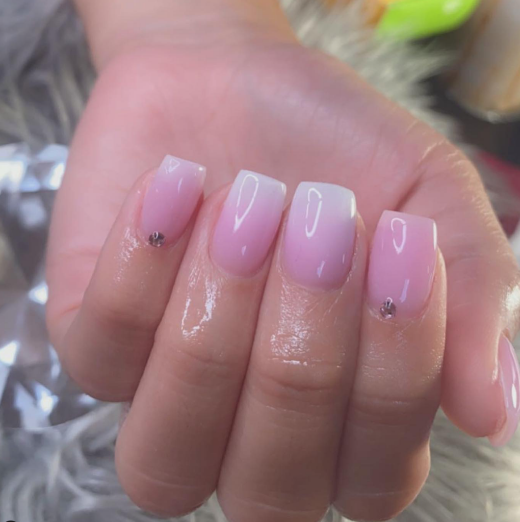Small Ombre - Nail salon