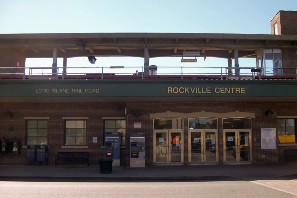 Main entrance of the Long Island Rail Road station in Long Island Centre, New York.